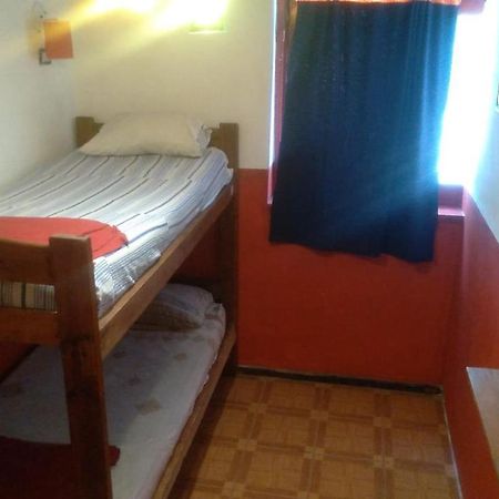 Campo Base Youth Hostel Mendoza Luaran gambar