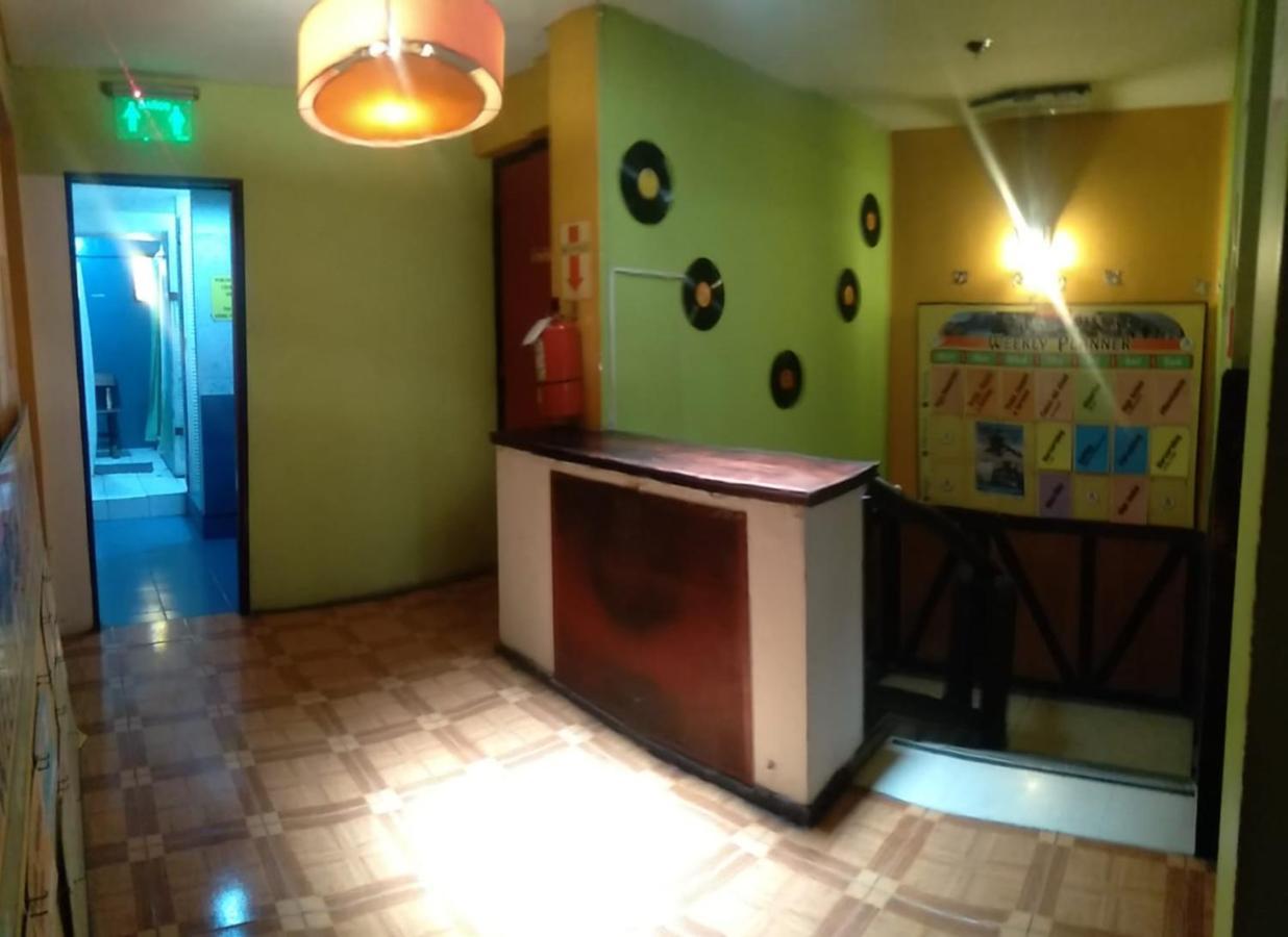 Campo Base Youth Hostel Mendoza Luaran gambar